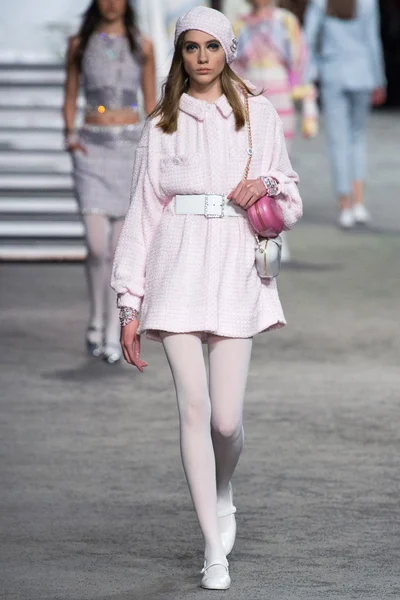 Look 31